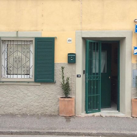 Casa Il Girasole Apartment Ливорно Екстериор снимка