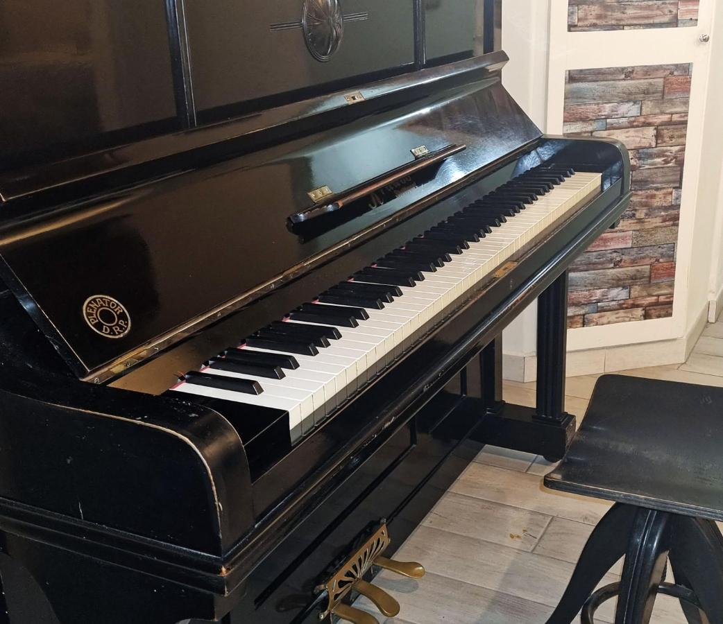 Casa Il Girasole Apartment Ливорно Екстериор снимка