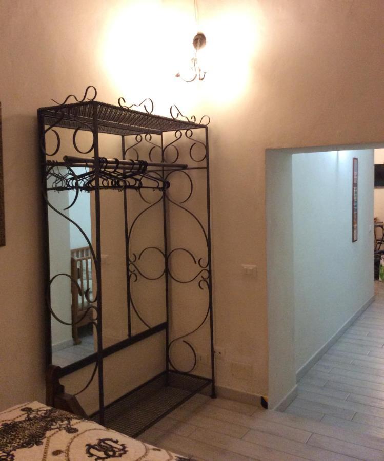Casa Il Girasole Apartment Ливорно Екстериор снимка